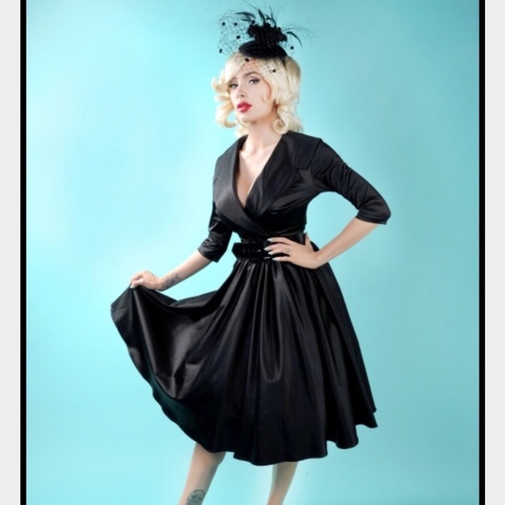 Pinup girl Birdie dress in 3/4 sleeves, in black